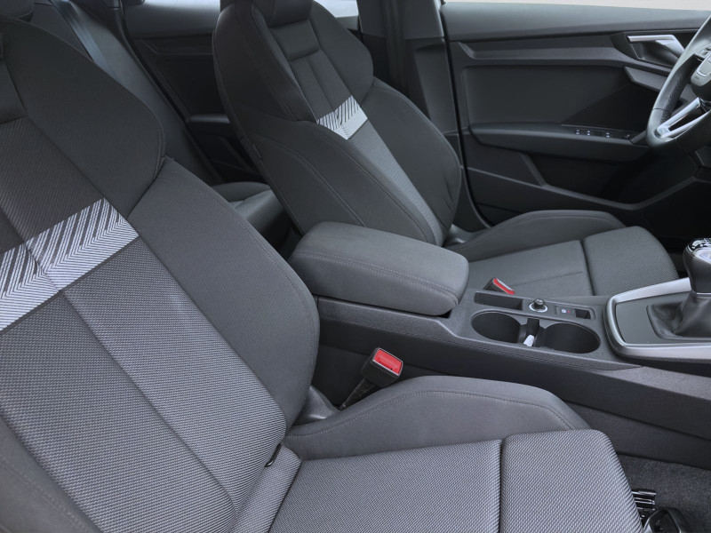 Bild 15: Audi A3 Sportback 30 TDI ADVANCED NAVI+ SITZHZG PDC KLIMA