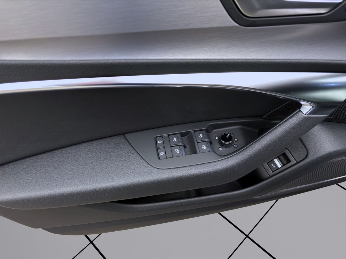 Thumb 9: Audi A6 Avant 45 TDI Q S LINE SPORT STDHZG NAVI+ KAMERA AHK