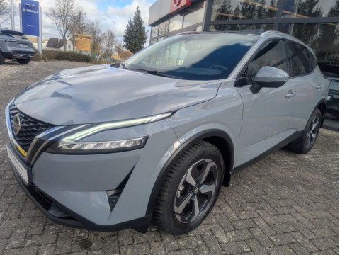 Automodell: Qashqai in der Farbe grau