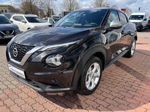 Automodell: Juke in der Farbe schwarz