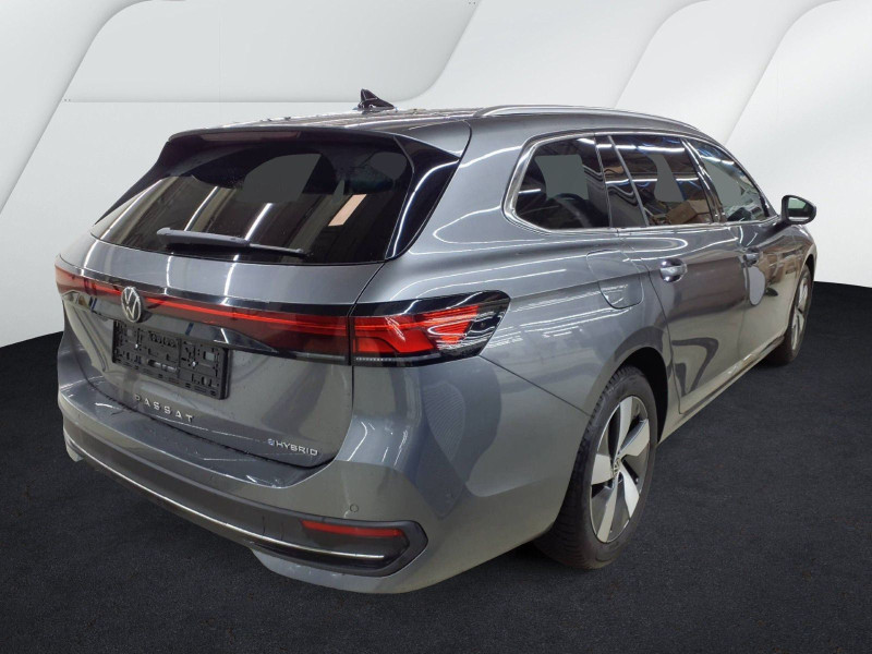 Bild 1: Volkswagen Passat Variant 1.5 TSI eHybrid DSG BUSINESS AHK KAMERA NAVI PDC