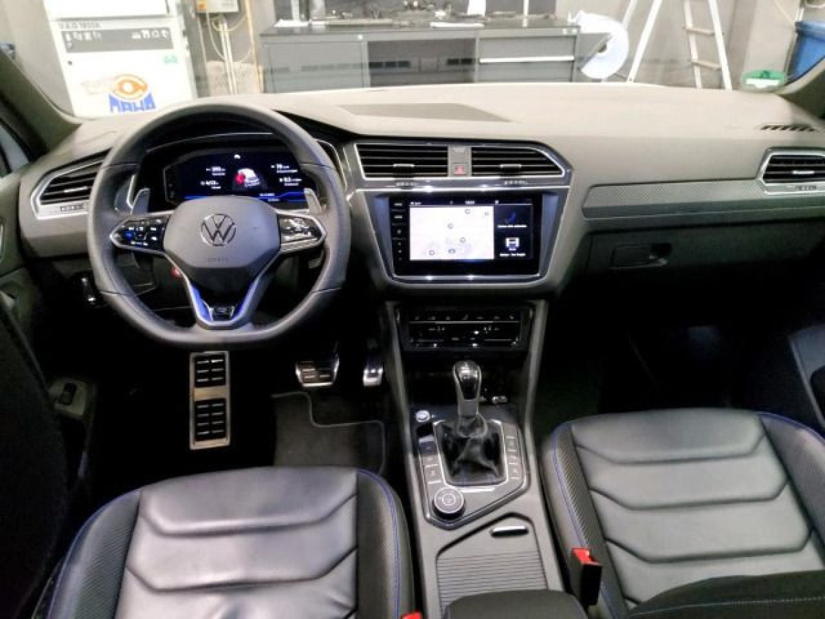 Thumb 2: Volkswagen Tiguan 4M R PANO AHK NAVI KAMERA IQ.LIGHT DCC
