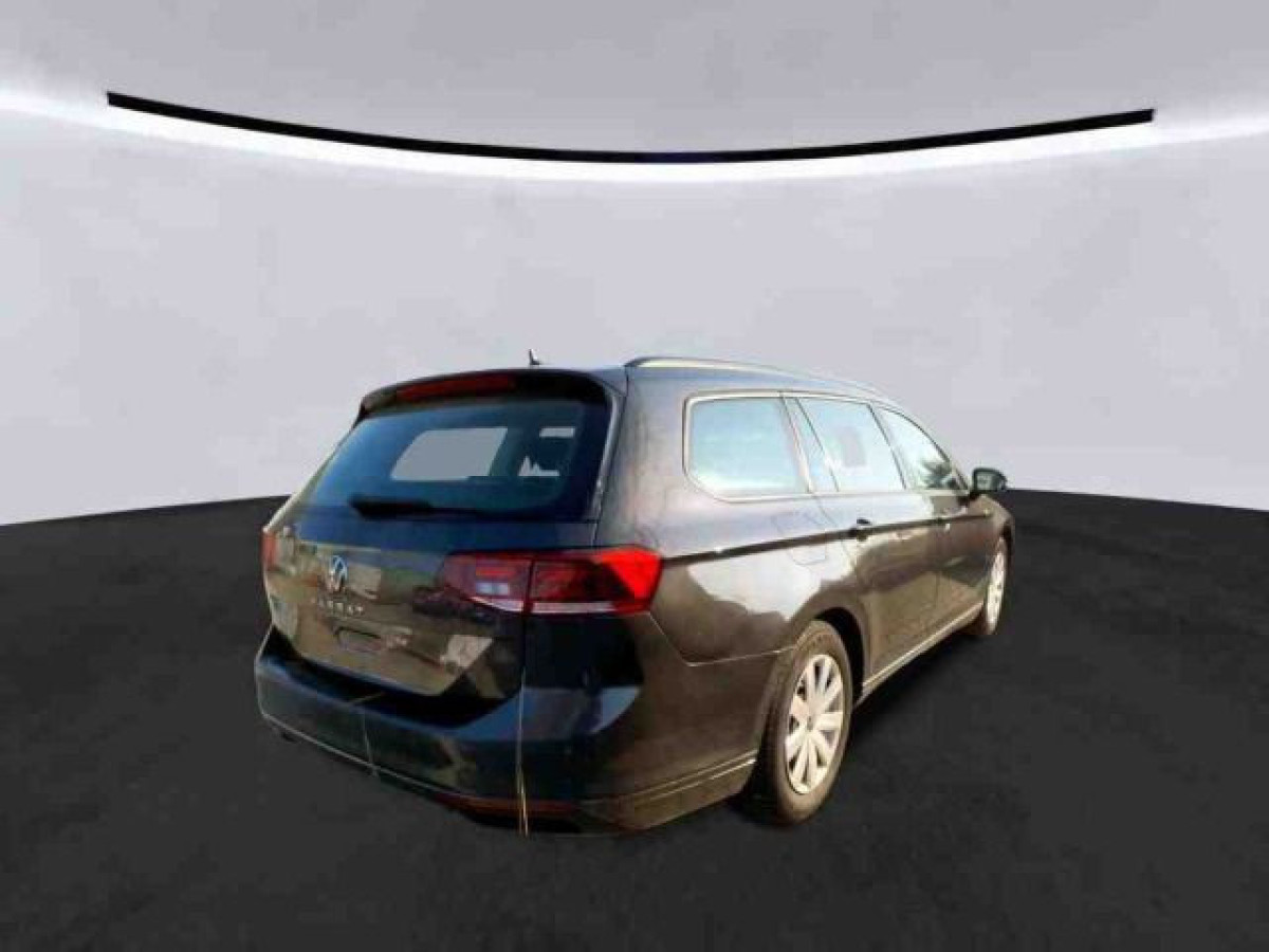 Thumb 1: Volkswagen Passat Variant 2.0 TDI DSG NAVI KAMERA SITZHZG PDC