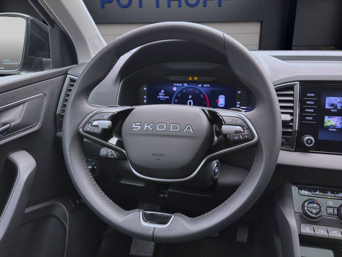 Thumb 10: Škoda Karoq 1.5 TSI DSG TOUR PANO AHK NAVI MATRIX