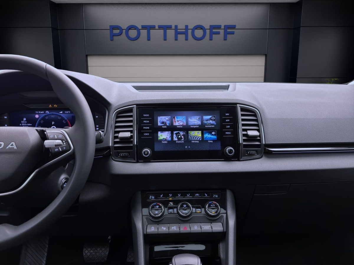 Thumb 13: Škoda Karoq 1.5 TSI DSG TOUR PANO AHK NAVI MATRIX