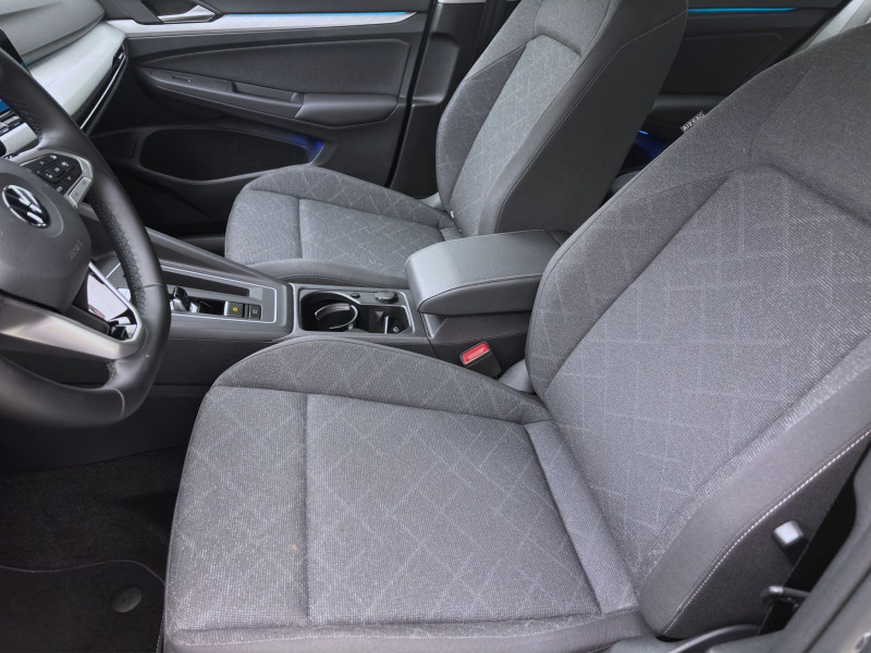 Bild 8: Volkswagen Golf Variant 1.5 eTSI DSG LIFE NAVI PDC LED+ SITZHZG