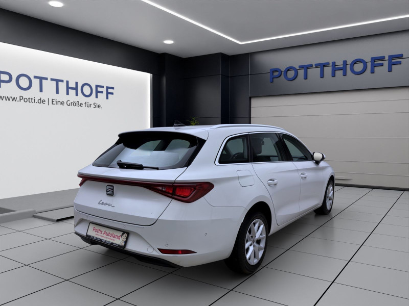 Bild 4: Seat Leon Sportstourer 2.0 TDI STYLE NAVI PDC SITZHZG LED