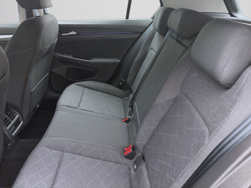 Bild 14: Volkswagen Golf 2.0 TDI LIFE NAVI PDC SITZHZG KLIMA LED