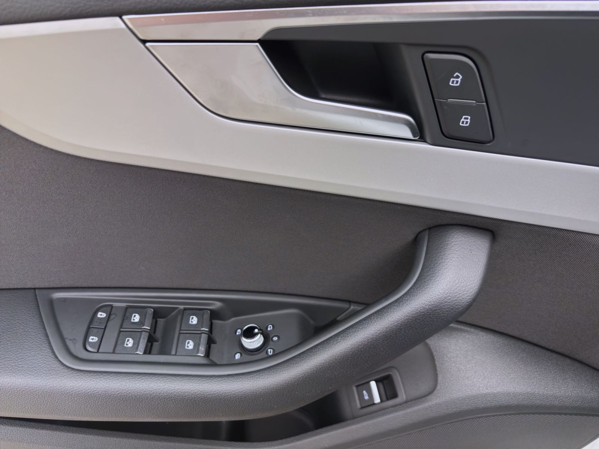Thumb 10: Audi A4 Avant 35 TDI ADVANCED NAVI+ KAMERA SITZHZG PDC