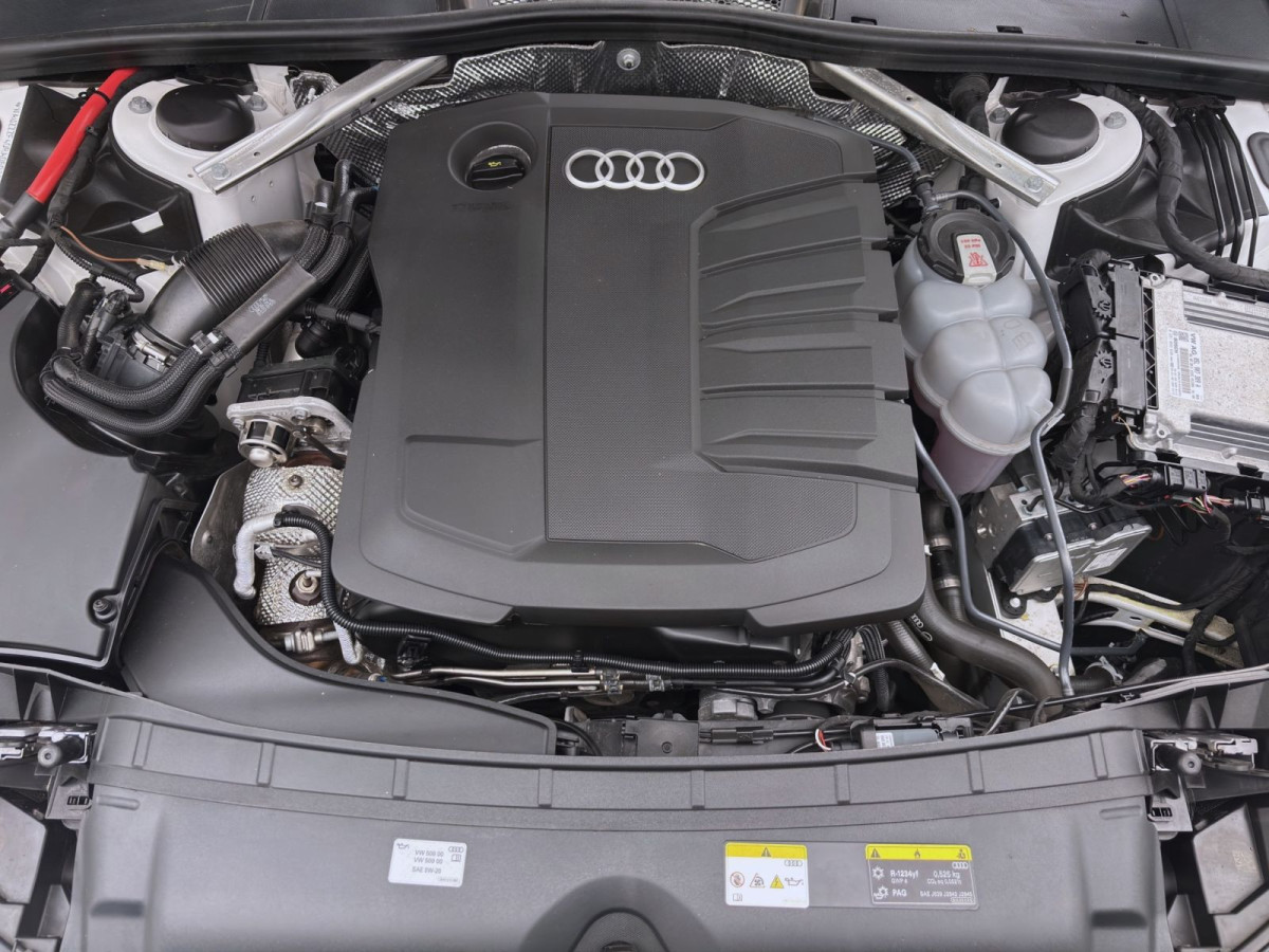 Thumb 17: Audi A4 Avant 35 TDI ADVANCED NAVI+ KAMERA SITZHZG PDC