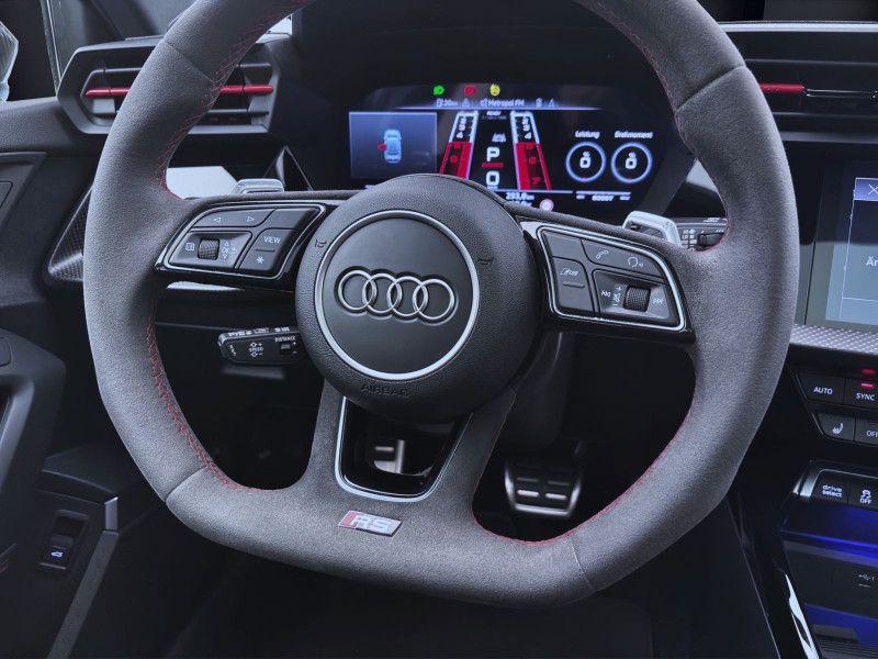 Bild 11: Audi RS 3 Limousine Q PANO MATRIX NAVI KAMERA HuD