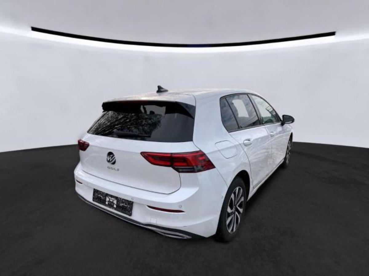 Thumb 1: Volkswagen Golf 1.5 TSI ACTIVE STDHZG NAVI PDC KAMERA