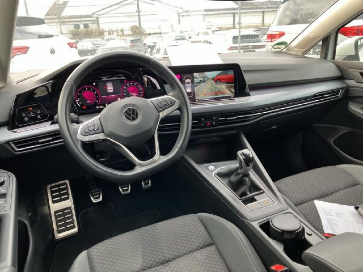 Thumb 3: Volkswagen Golf 1.5 TSI ACTIVE STDHZG NAVI PDC KAMERA