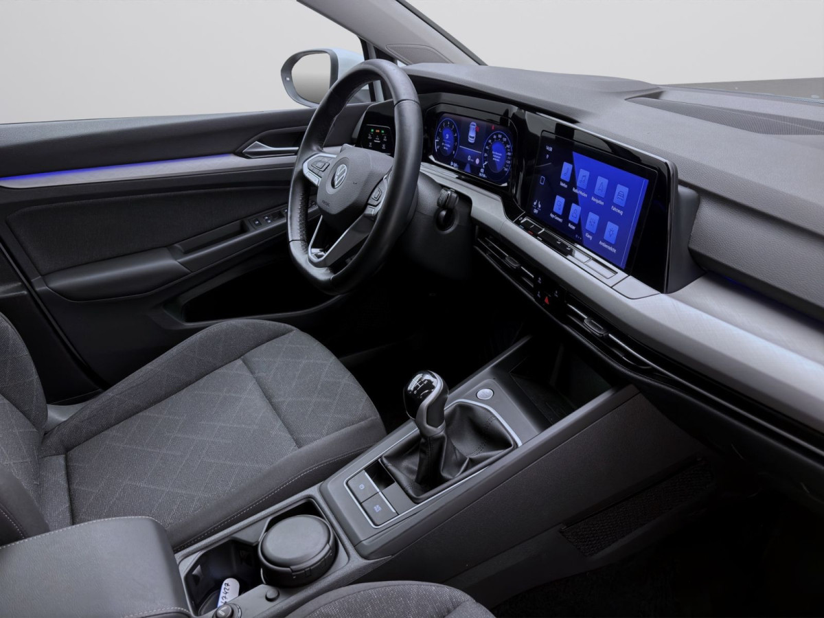 Thumb 16: Volkswagen Golf 1.5 TSI LIFE NAVI KAMERA SITZHZG PDC