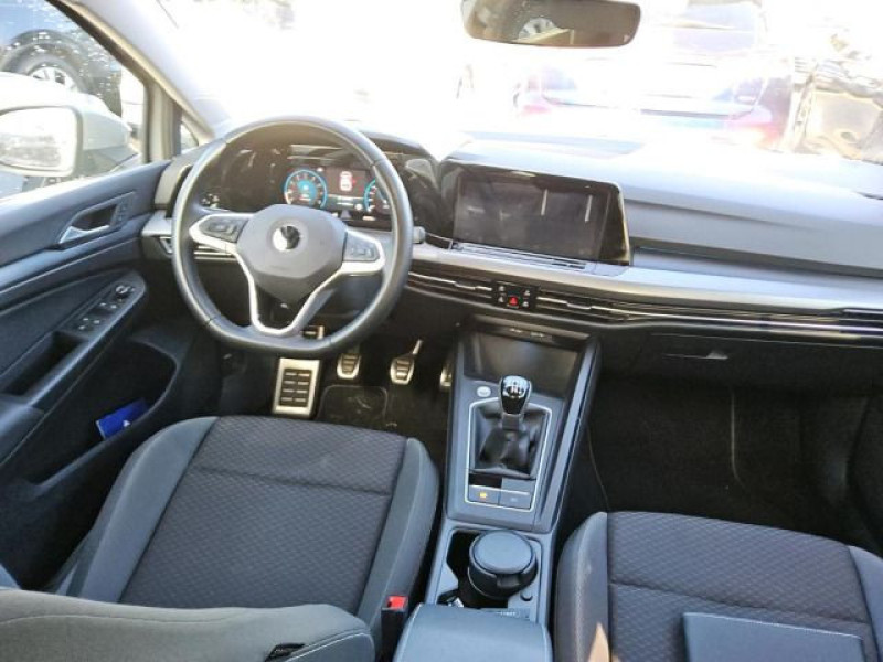 Bild 2: Volkswagen Golf 1.5 TSI ACTIVE STDHZG NAVI PDC SITZHZG