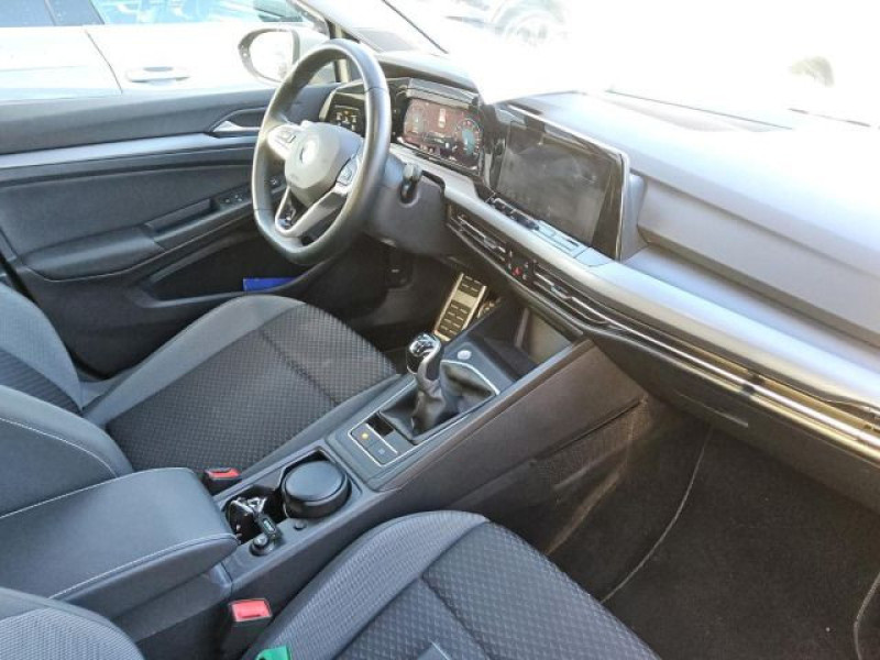 Bild 3: Volkswagen Golf 1.5 TSI ACTIVE STDHZG NAVI PDC SITZHZG