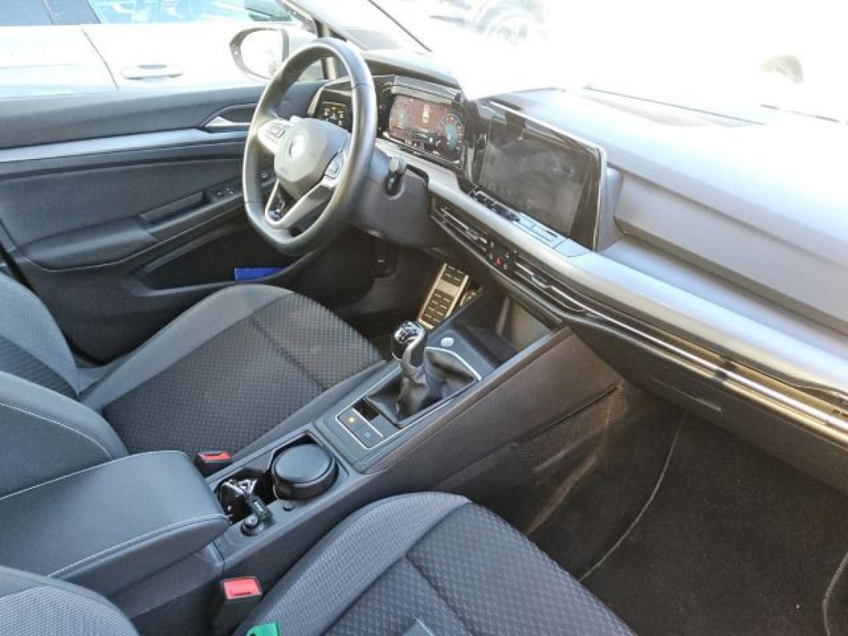 Thumb 3: Volkswagen Golf 1.5 TSI ACTIVE STDHZG NAVI PDC SITZHZG