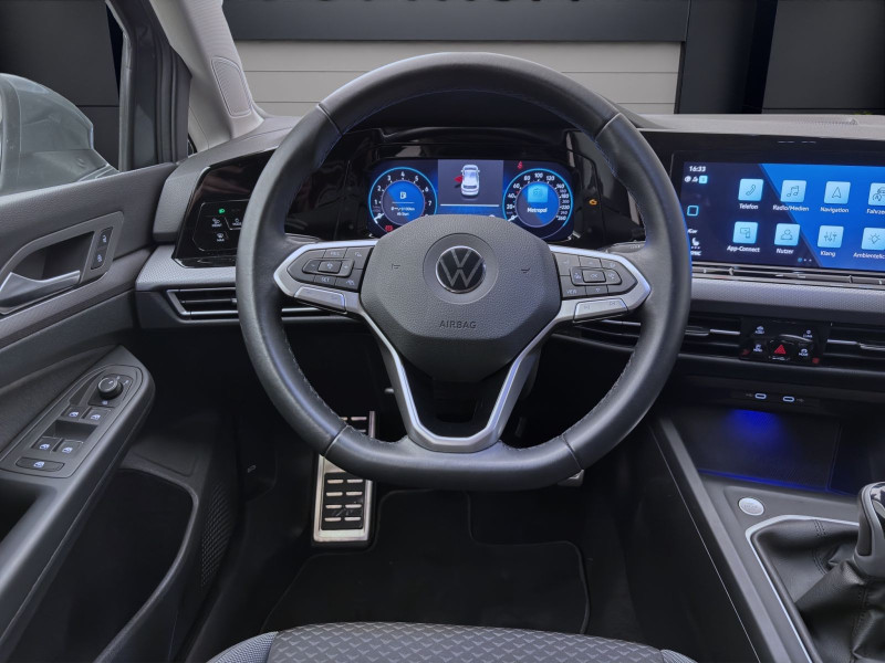 Bild 11: Volkswagen Golf 1.5 TSI ACTIVE STDHZG NAVI PDC IQ.LIGHT