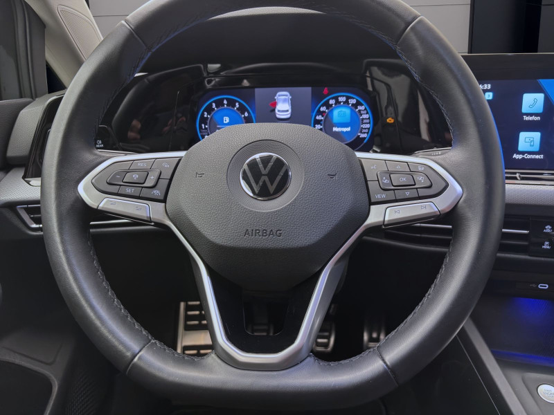 Bild 12: Volkswagen Golf 1.5 TSI ACTIVE STDHZG NAVI PDC IQ.LIGHT