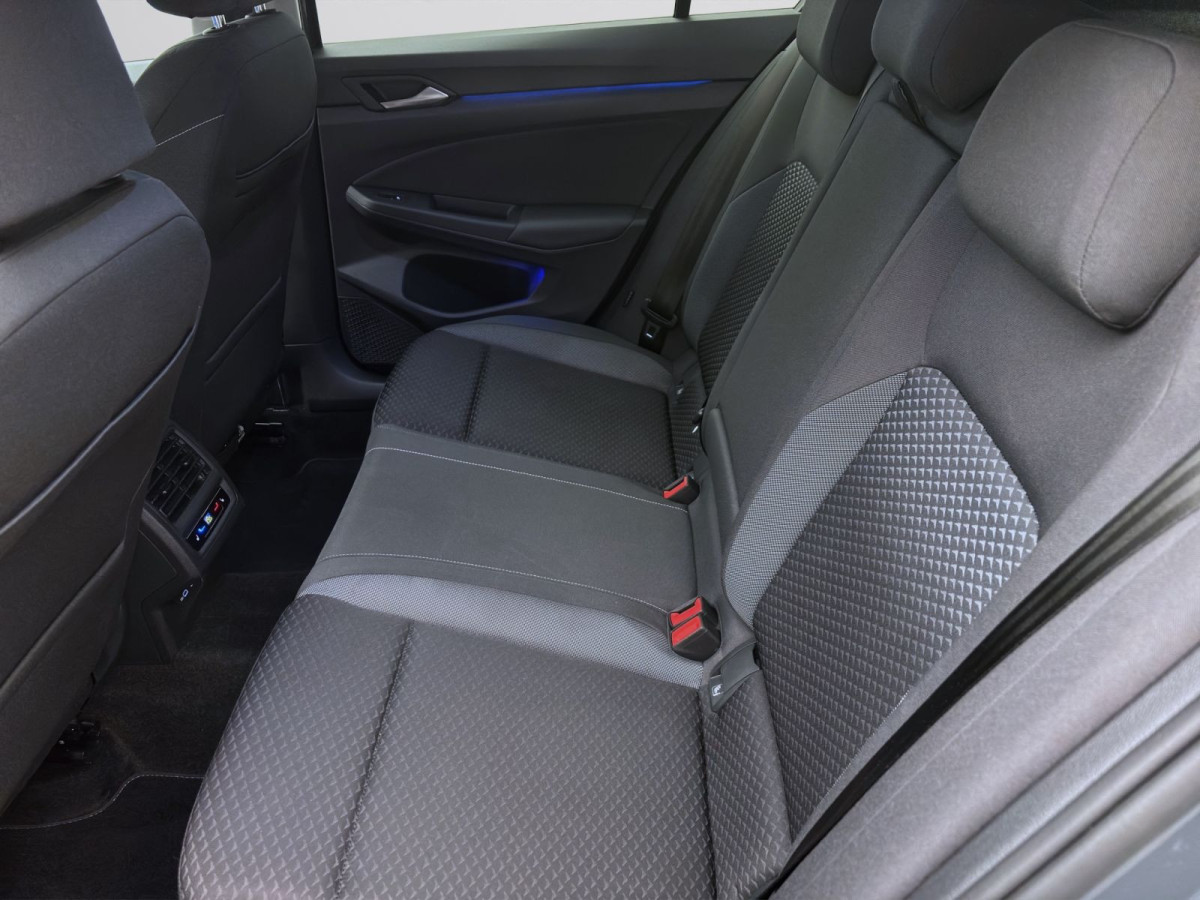 Thumb 15: Volkswagen Golf 1.5 TSI ACTIVE STDHZG NAVI PDC IQ.LIGHT