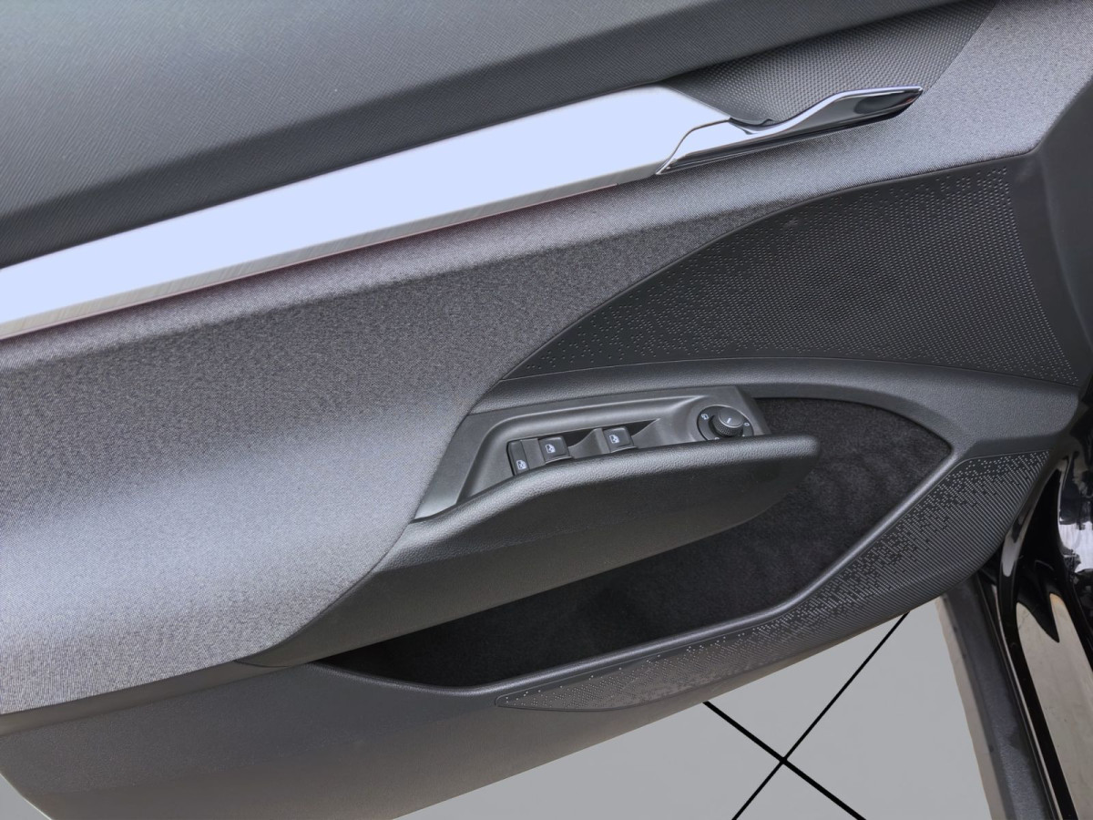 Thumb 9: Škoda Enyaq 50 iV LOFT NAVI KAMERA PDC