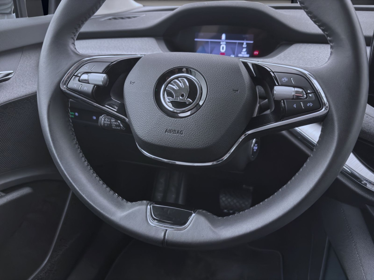Thumb 11: Škoda Enyaq 50 iV LOFT NAVI KAMERA PDC