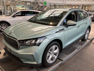 Škoda Enyaq 50 iV LOFT NAVI KAMERA PDC LED