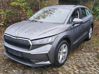 Škoda Enyaq 50 iV LOFT NAVI KAMERA PDC LED