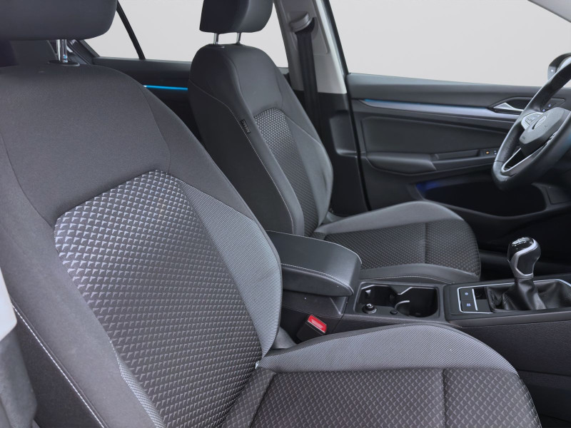 Bild 15: Volkswagen Golf 1.5 TSI ACTIVE STDHZG NAVI KLIMA SHZG