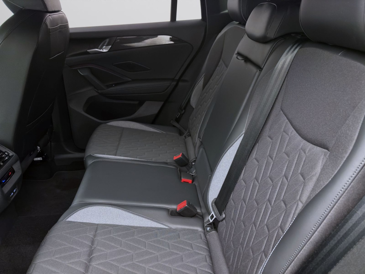 Thumb 14: Volkswagen Tiguan 1.5 eTSI DSG GOAL AHK NAVI KAMERA IQ.LIGHT