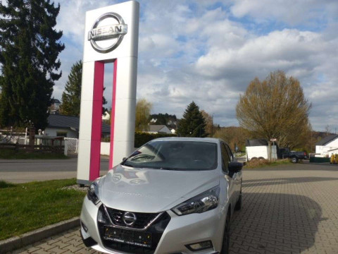 Automodell: Micra in der Farbe grau