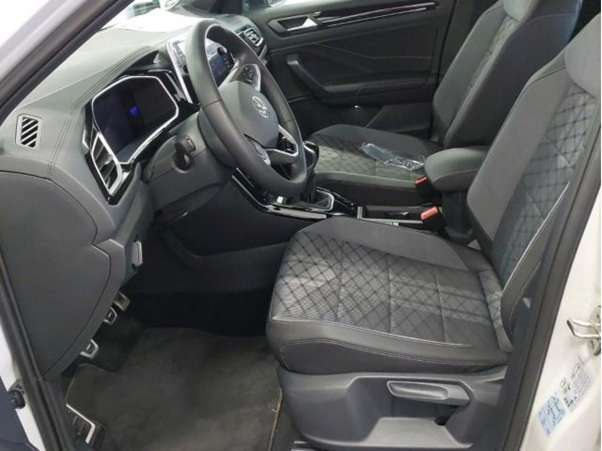 Thumb 2: Volkswagen T-Roc 1.0 TSI R-LINE PDC LED KLIMA SHZG
