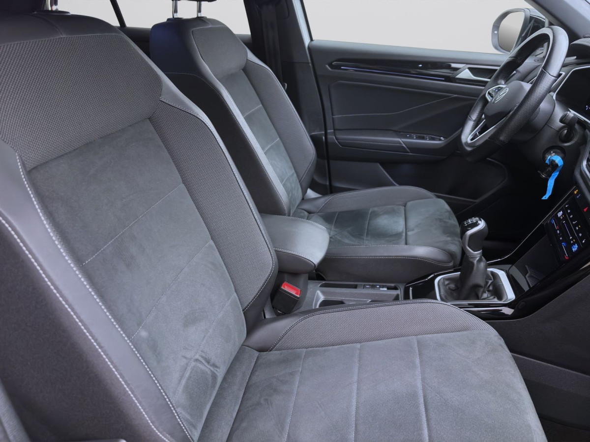 Thumb 15: Volkswagen T-Roc 1.0 TSI R-LINE NAVI ACC LED SHZG