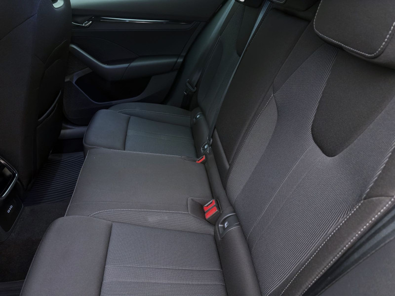 Bild 14: Škoda Octavia Combi 2.0 TDI DSG SPORTLINE MATRIX SITZHZG KAMERA