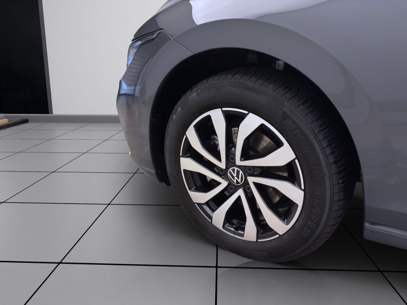 Bild 7: Volkswagen Golf 1.5 TSI ACTIVE NAVI STDHZG ACC LED HUD