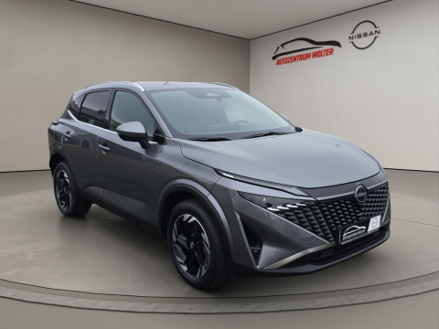Automodell: Qashqai in der Farbe grau