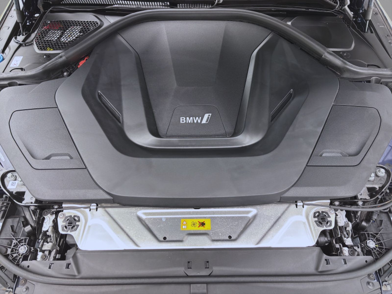 Bild 16: BMW i4 eDrive35 Gran Coupé M SPORTPAKET PRO AHK KAMERA SITZHZG
