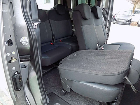 Ansicht 14 - Gebrauchtwagen Fahrzeug, Modell e-NV200 der Marke Nissan von Verkäufer Autohaus Mükra GmbH