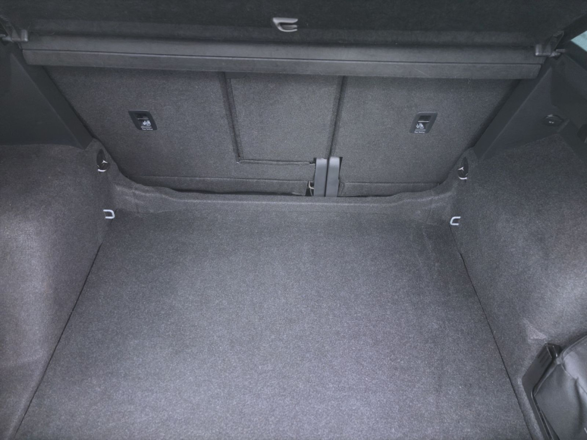 Thumb 3: Volkswagen Tiguan 1.4 TSI DSG COMFORTLINE NAVI PDC ACC SITZHZG