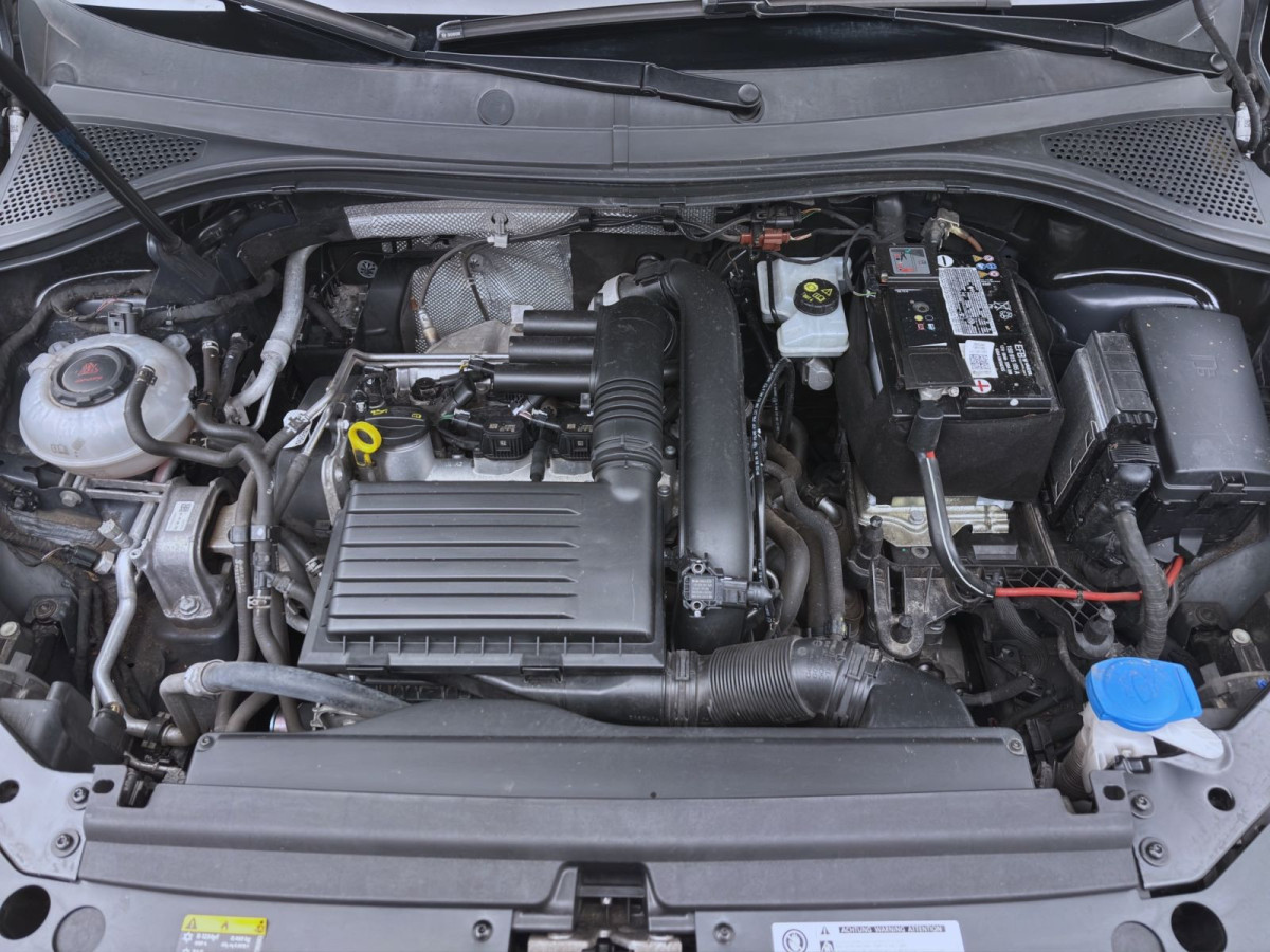 Thumb 16: Volkswagen Tiguan 1.4 TSI DSG COMFORTLINE NAVI PDC ACC SITZHZG