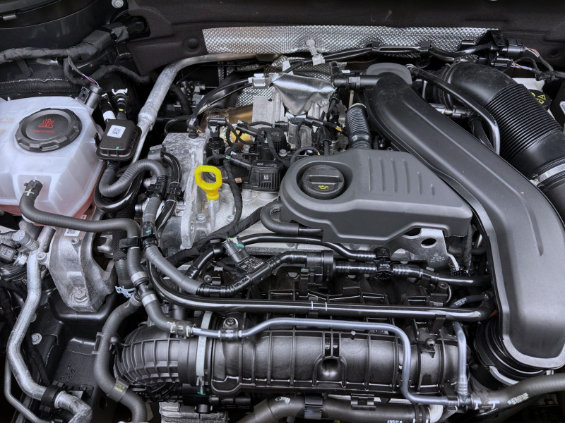 Bild 17: Škoda Karoq 1.5 TSI DSG SPORTLINE PANO NAVI MATRIX KAMERA
