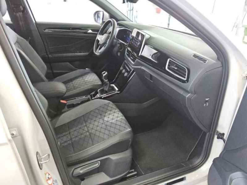 Bild 2: Volkswagen T-Roc 1.0 TSI R-LINE PDC SITZHZG KLIMA LED