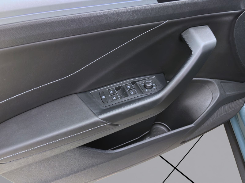 Bild 9: Volkswagen T-Roc 2.0 TDI DSG GOAL AHK KAMERA NAVI PDC