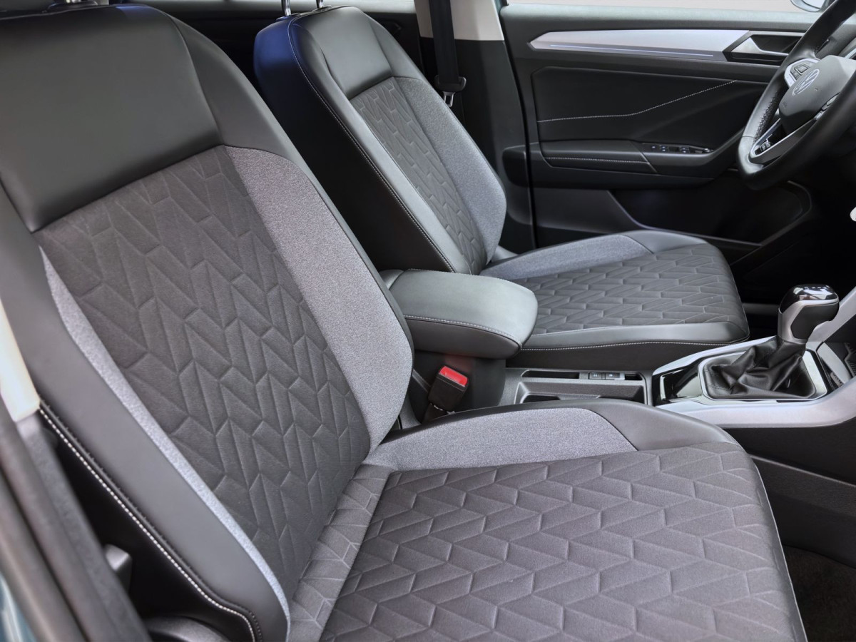 Thumb 15: Volkswagen T-Roc 2.0 TDI DSG GOAL AHK KAMERA NAVI PDC