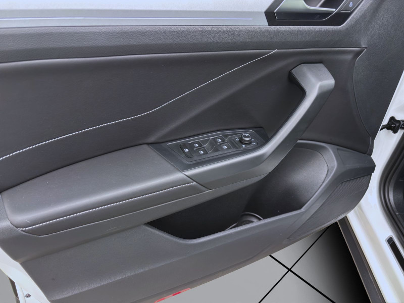Bild 9: Volkswagen T-Roc 2.0 TDI DSG GOAL AHK NAVI KAMERA PDC