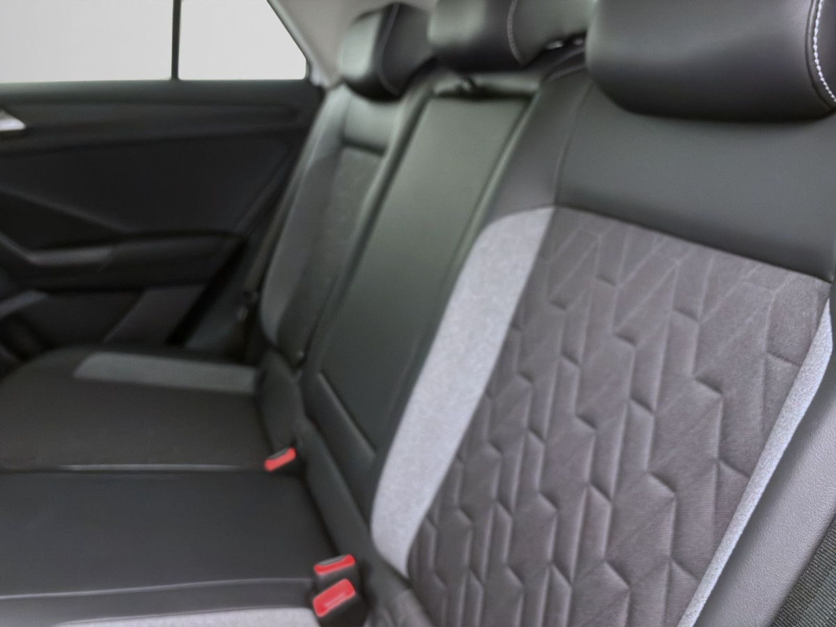 Thumb 14: Volkswagen T-Roc 2.0 TDI DSG GOAL AHK NAVI KAMERA PDC