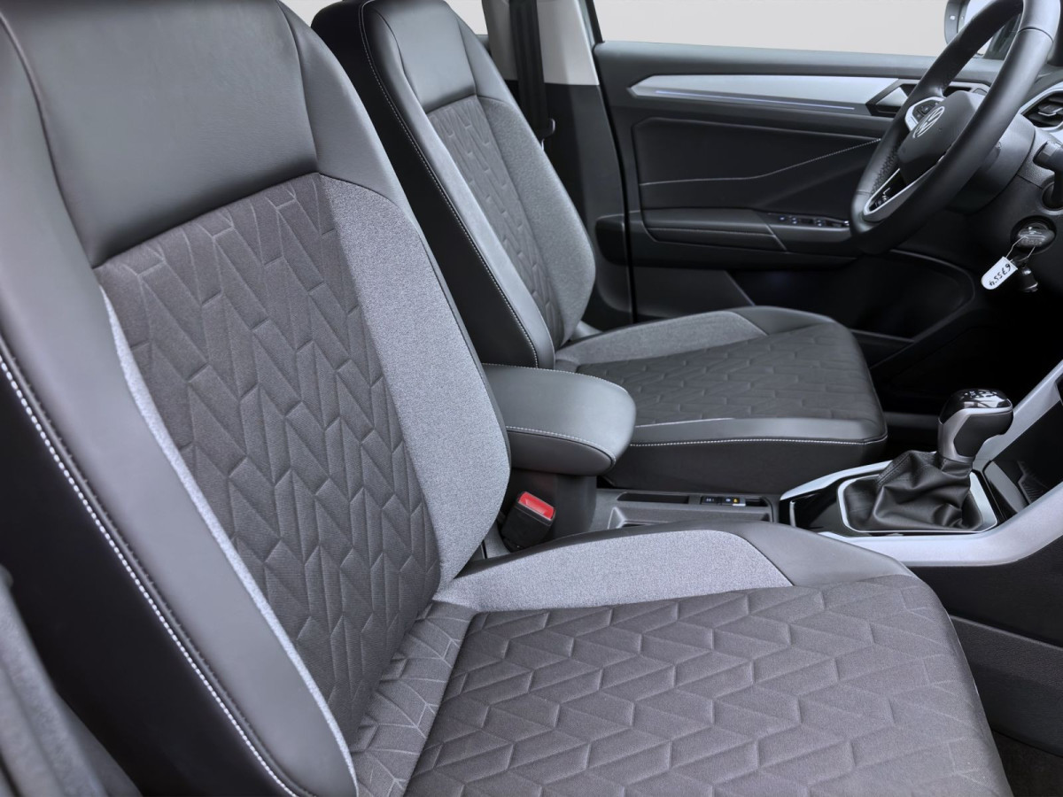 Thumb 15: Volkswagen T-Roc 2.0 TDI DSG GOAL AHK KAMERA NAVI PDC