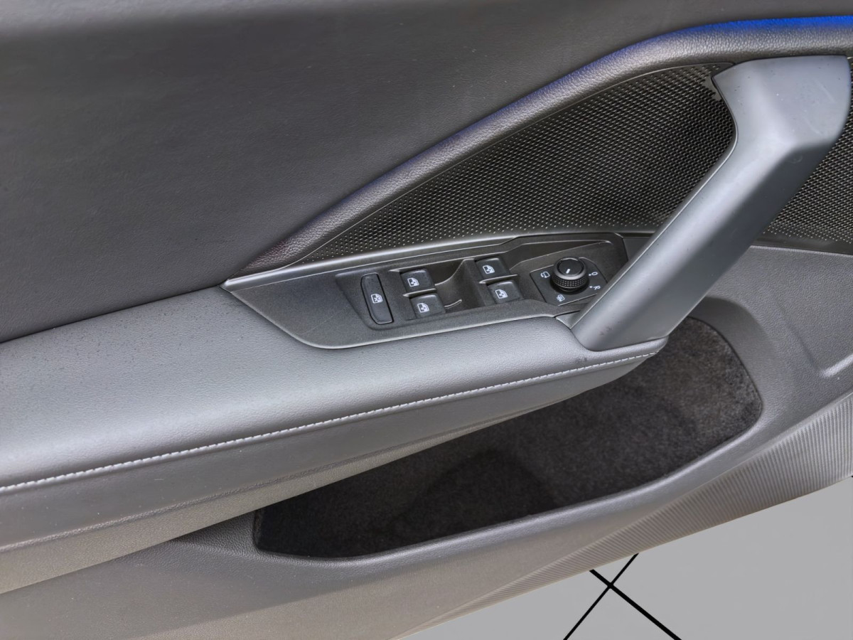 Thumb 9: Volkswagen Tayron 1.5 eTSI DSG LIFE AHK NAVI IQ.LIGHT ACC