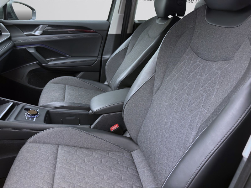 Bild 8: Volkswagen Tayron 1.5 eTSI DSG LIFE AHK NAVI IQ.LIGHT SITZHZG