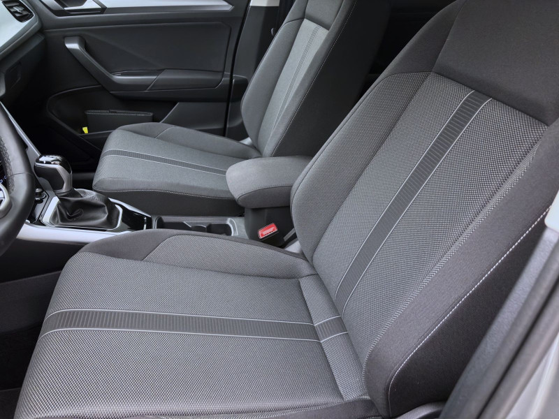 Bild 8: Volkswagen T-Roc 1.5 TSI DSG LIFE STDHZG NAVI KAMERA PDC